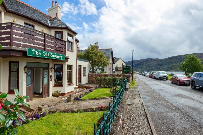 Old Surgery Guest House - Ferienwohnung Ullapool