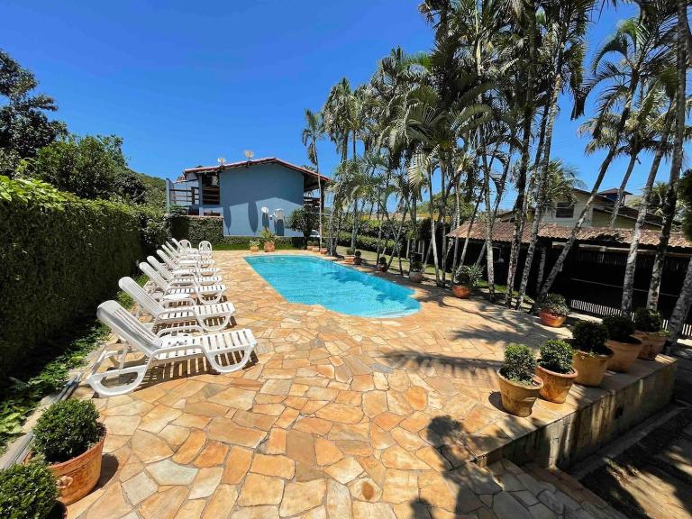 Casa de Condomínio em Maresias próximo a praia! - B&B São Sebastião