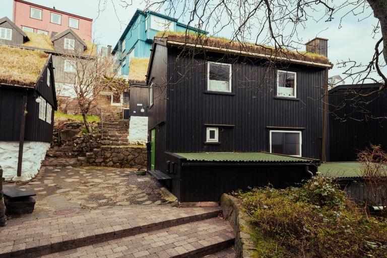 Central Tórshavn Stay in the Charming Old Town - B&B Tórshavn