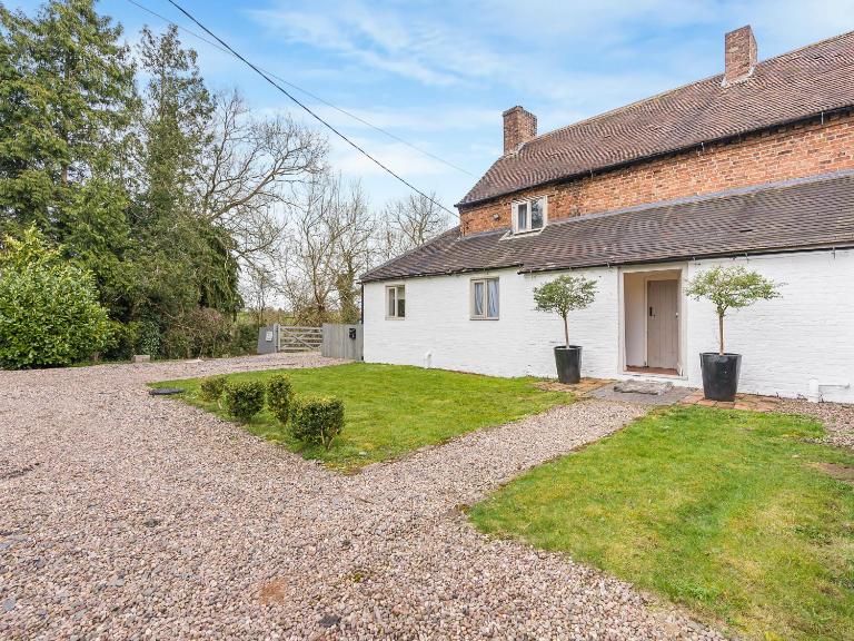 3 Bedroom Country Cottage with Private Garden - B&B Shifnal