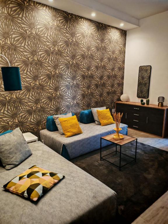 Isensi Luxury Suite Trani - Chambres d'hôtes Trani