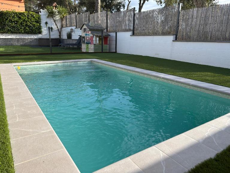 ESPECTACULAR CASA EN LLAGOSTERA - Costa Brava, CON PISCINA - Ferienwohnung Llagostera