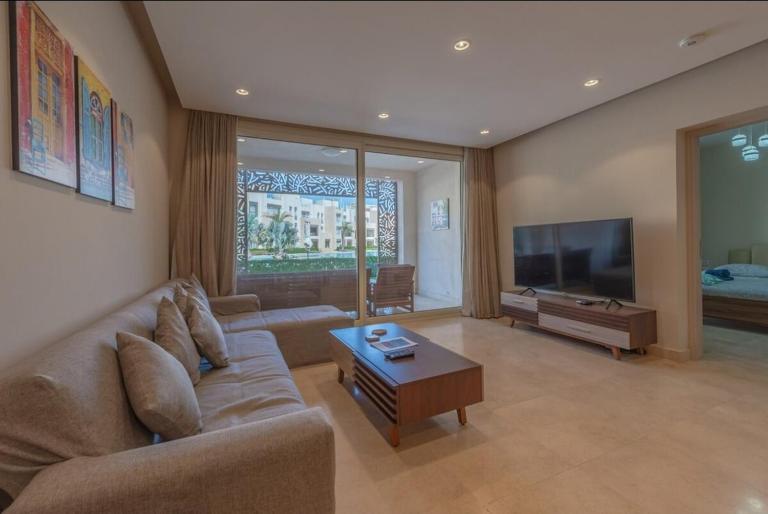 Mangroovy- 1br GF Waterfront Glitzy direct pool - Ferienwohnung Hurghada