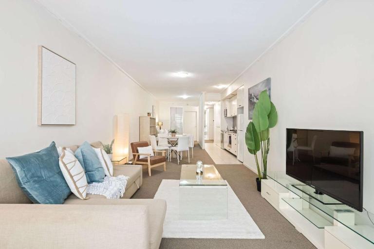 A Comfortable Studio Near Darling Harbour - Bed and Breakfast Sydney