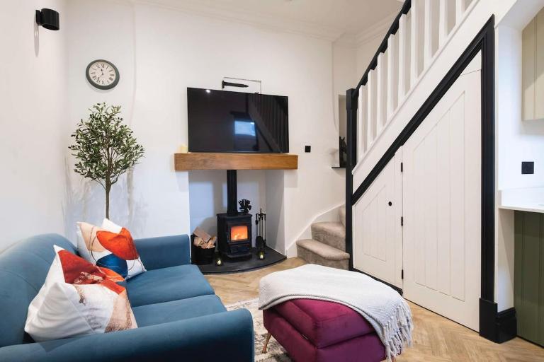Grosvenor Cottage - Kendal Lake District, Parking - B&B Kendal