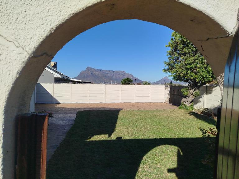 Mountain View Apartment - B&B Cape Town