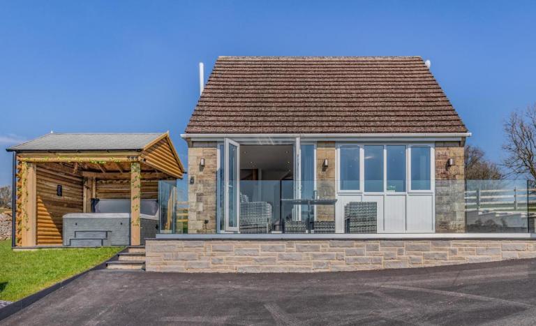 Brumlea Farm Cottage Bonsall, Rural Country stay for family and friends - B&B Bonsall