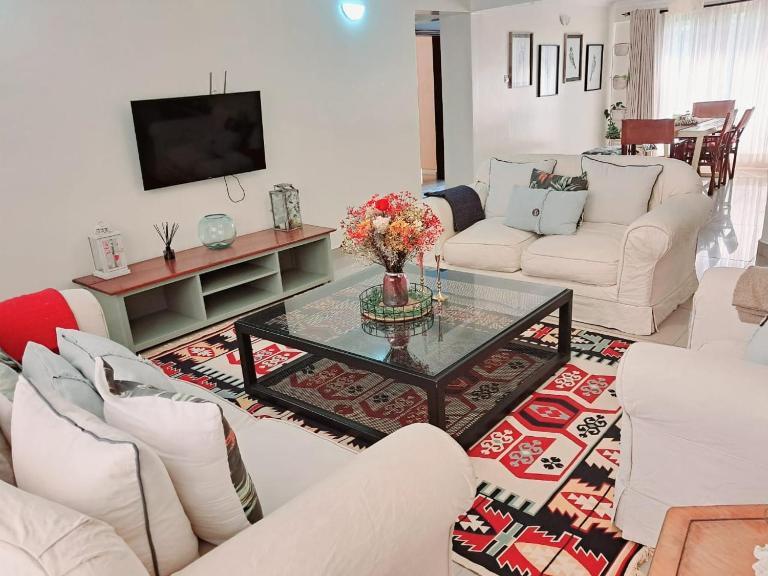 POPSY HOMES NAKURU CBD - B&B Nakuru
