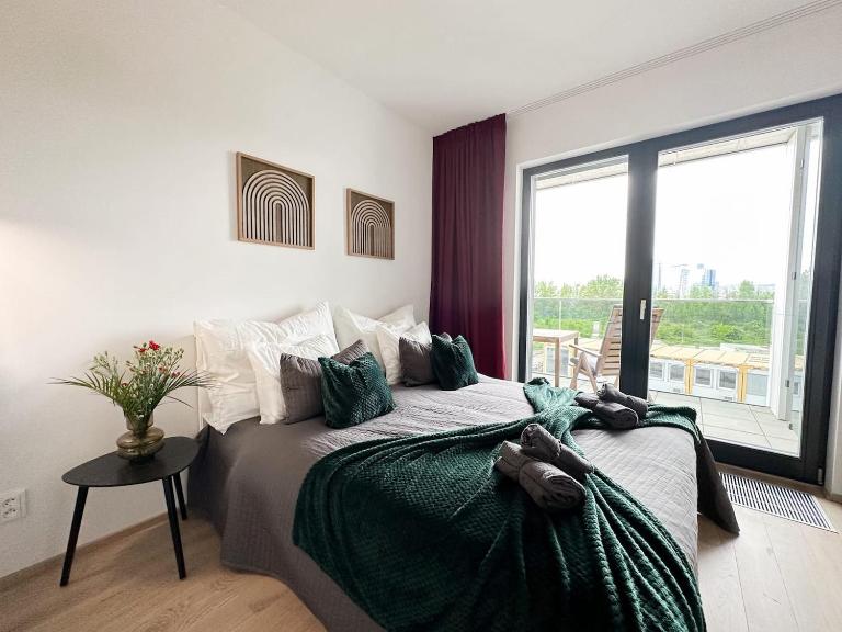 REAL Living by REFA Balcony Retreat 75 - Bed and Breakfast Praag