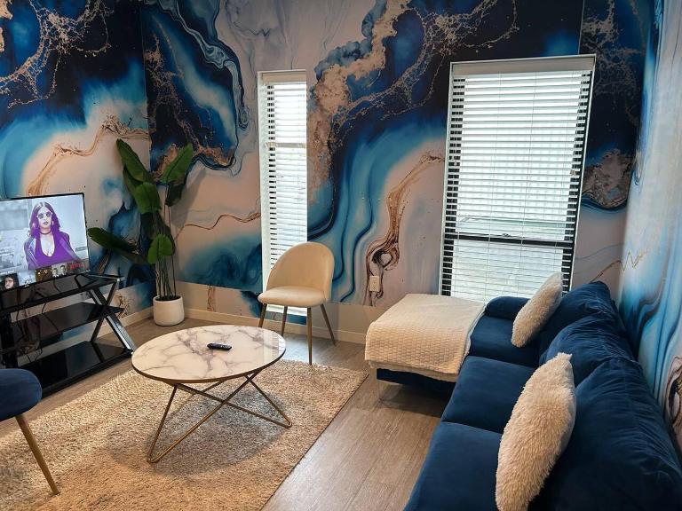 Lightning Luxe Retreat - Ferienwohnung Des Moines