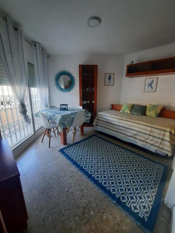 Eucalytus I - Bed and Breakfast Salou