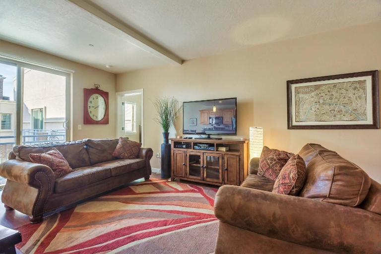 Downtown Condo Near the Convention Center - B&B Salt Lake City