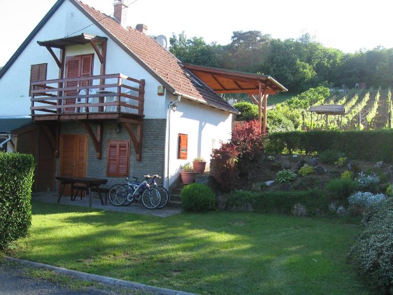 Zoltán Borháza - B&B Tihany