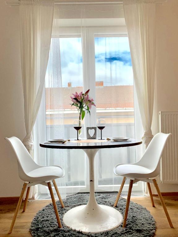 Mary Apartment - City Centre, Netflix, Coffee, Self Check in - B&B Brno