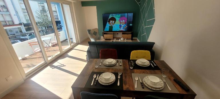 Appartement Hyper-Centre 3 Chambres 3 Salles de Bain Parking - B&B Saint-Nazaire