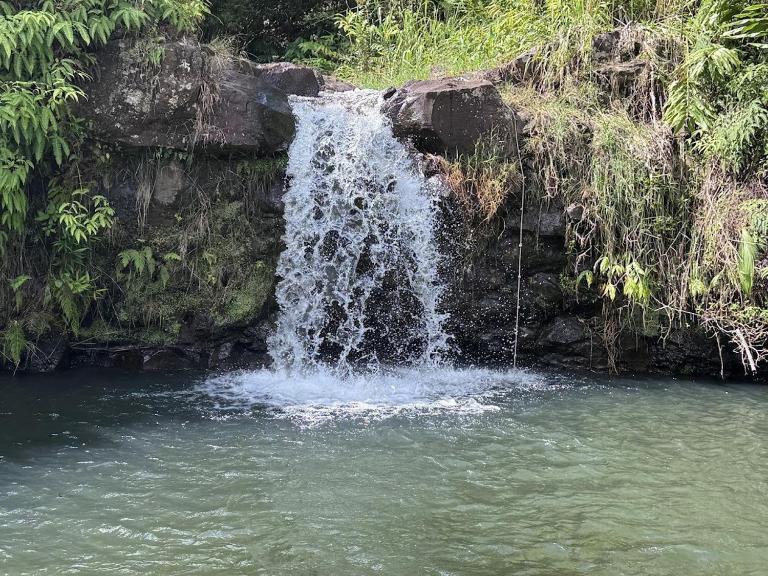 Kikala Waterfall Lodge - B&B Hilo