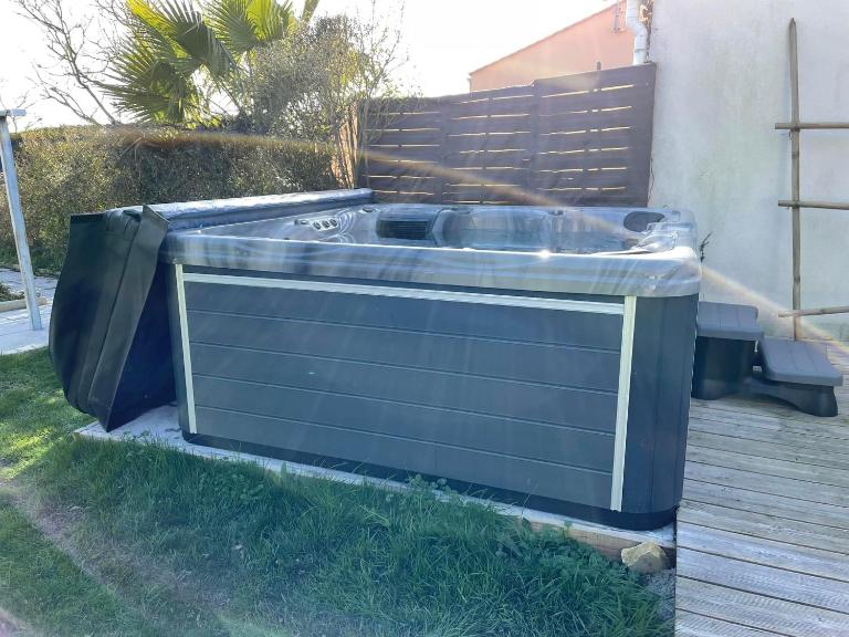 Maison avec SPA Jacuzzi proche des plages - Ferienwohnung Le Bernard