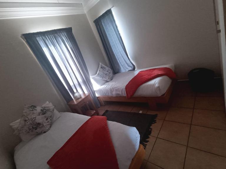 Santana 107 - B&B Margate