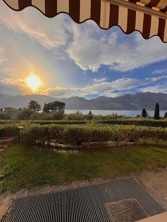 Perlissima, Lake View and Pool - Ferienwohnung Malcesine
