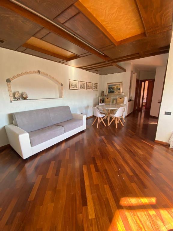 Zanella House - Ferienwohnung Quartu Sant'Elena