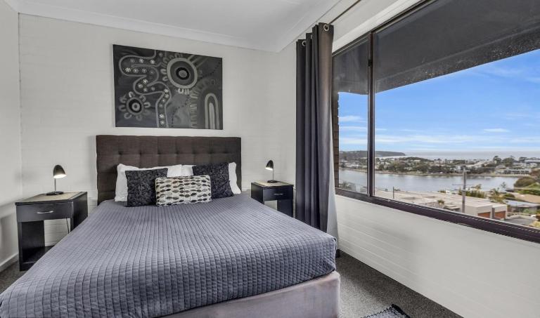 2 Bedroom - 2 level apartment - Hydra Holiday Unit 2, Merimbula - B&B Merimbula