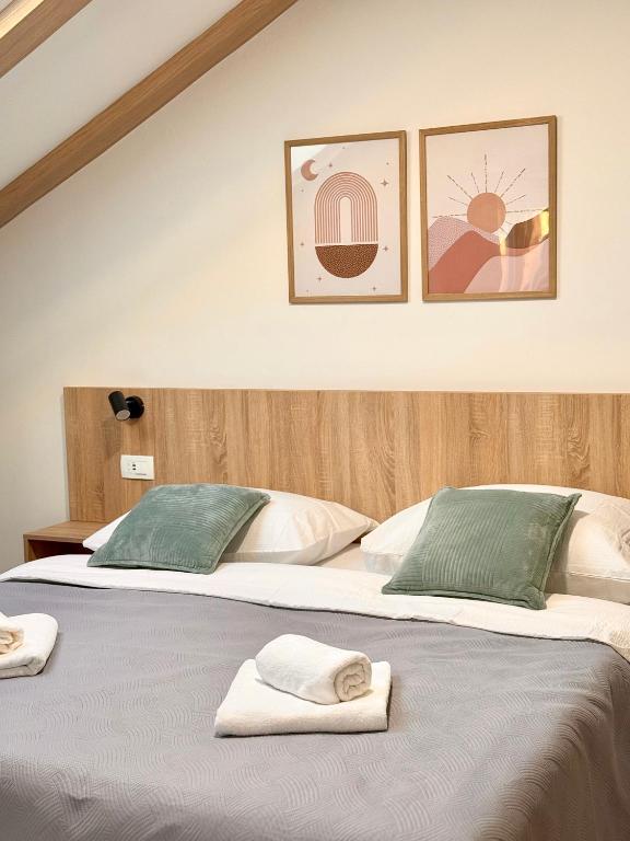 Cloud9 Airport Rooms - Chambres d'hôtes Močići