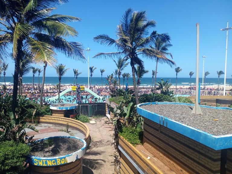 Sea View Escape - Bed and Breakfast Durban