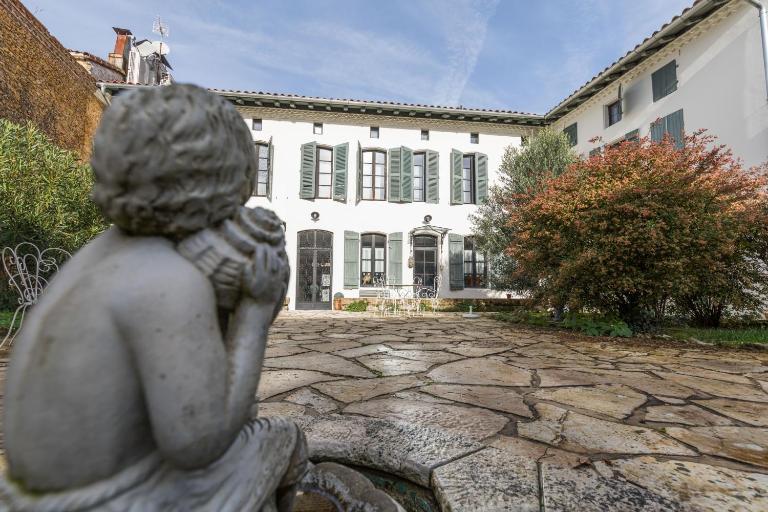 La Maison d'Augustin - Bed and Breakfast Mont-de-Marsan