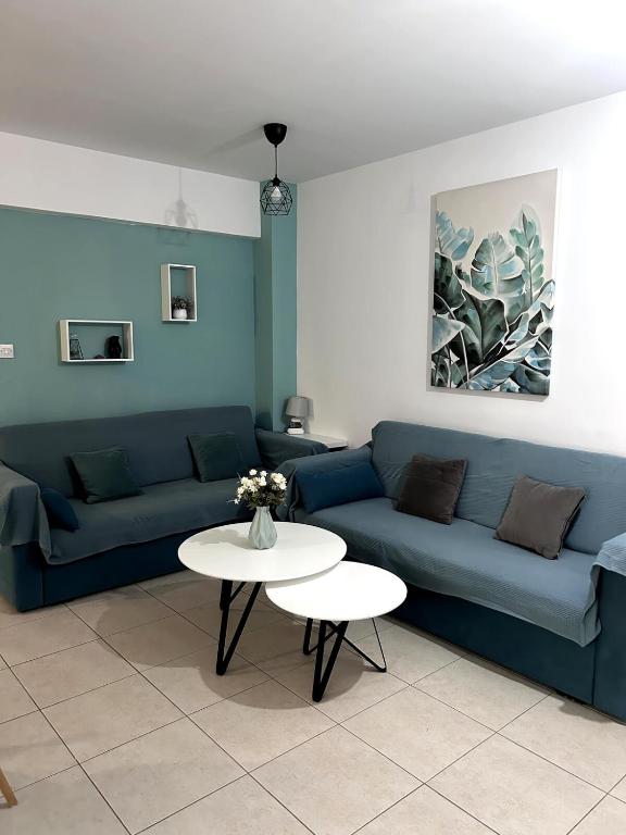 Modern Holiday Appartment With Pool - Ferienwohnung Paralímni