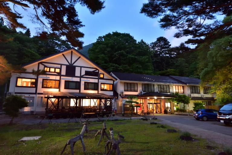 Akasawa Onsen Ryokan - Chambres d'hôtes Nasushiobara