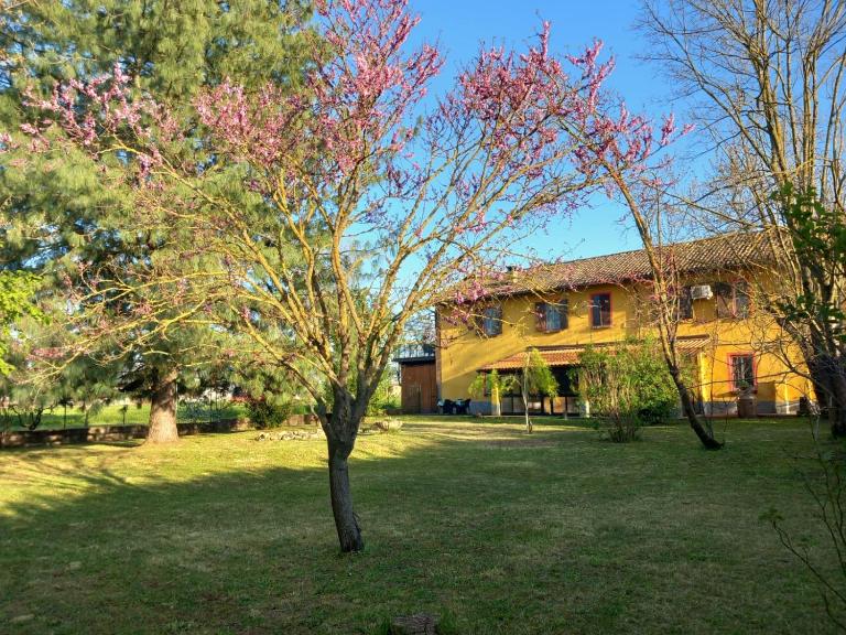 La Casa di Gio ed Eli - B&B Voghera