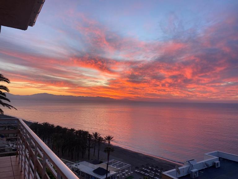 La Roca Suite Balcón al mar - B&B Torremolinos