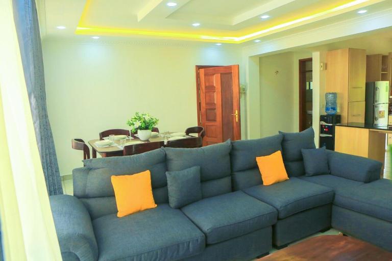 Stylish 3-bed Ensuite Apt in Westlands - B&B Nairobi