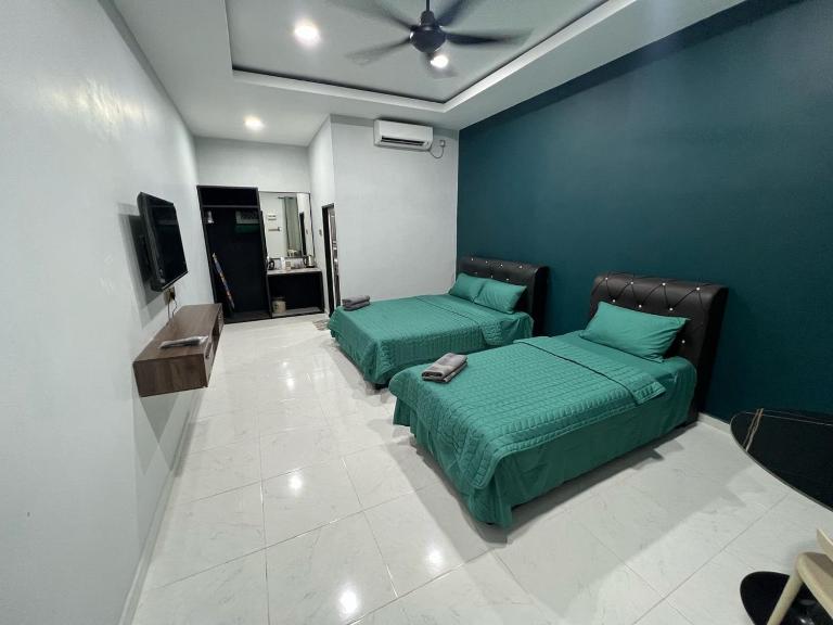 Chenang Private Pool Villa & Cottage - Ferienwohnung Pantai Cenang