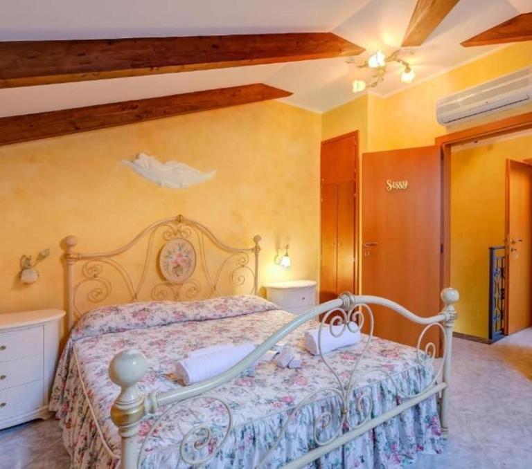 Villa Caterina Mare, BBQ, Pet friendly, Terrazzo & Relax - B&B San Bartolomeo al Mare