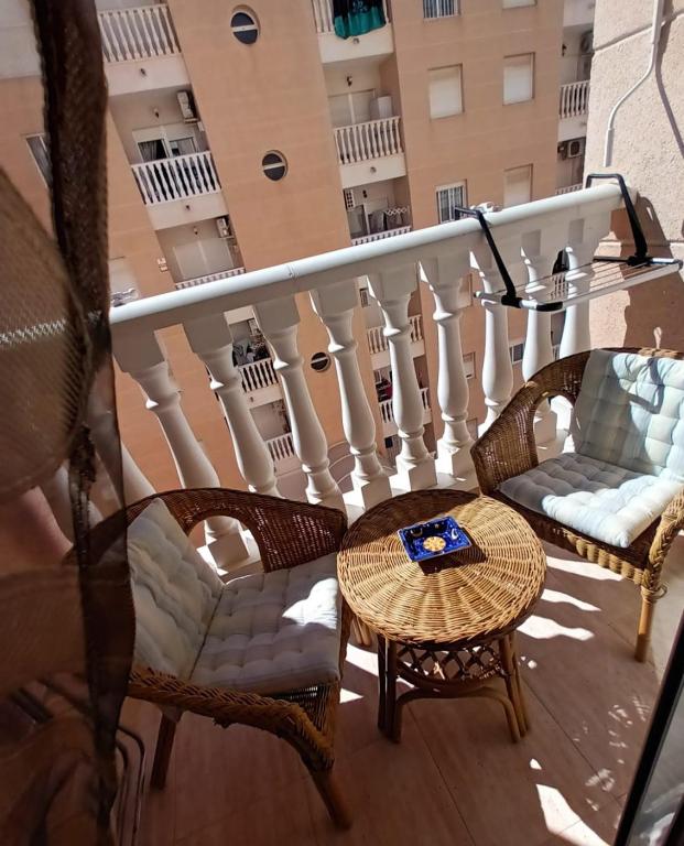 La Loma holiday apartment with garage - B&B Torrevieja