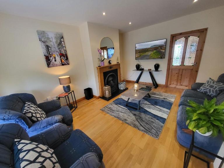 Hawthorns Holiday Home - Chambres d'hôtes Aghamore