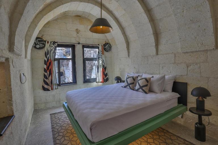 Eka Cave Maison Authentic Cave Boutique Hotel in Cappadocia Village - Chambres d'hôtes Nevşehir
