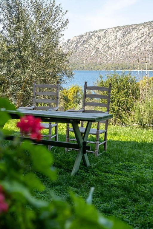 Bellavista at Heraion Lagoon - Bed and Breakfast Loutráki