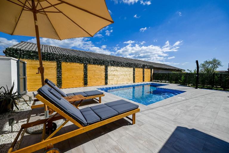Holiday Home Kapela - Ferienwohnung Tomišići