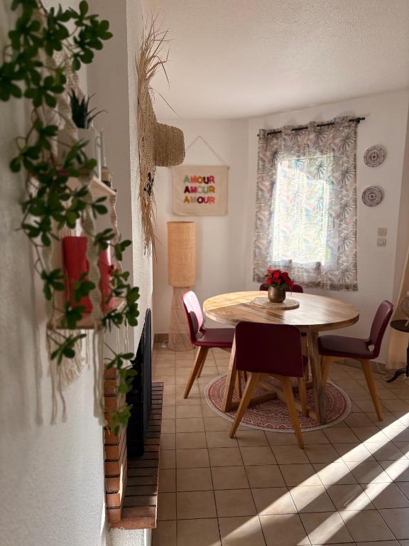 cottage cosy du golf avec piscine - Chambres d'hôtes Ploemel