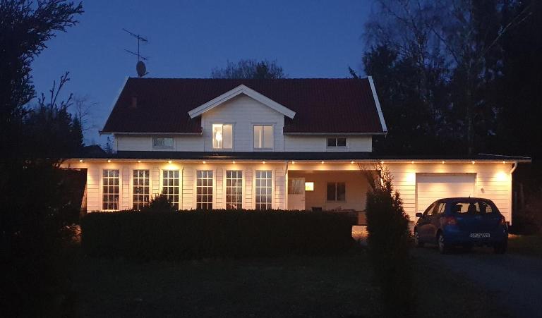 Landvetter Airport B&B and Parking - Ferienwohnung Härryda