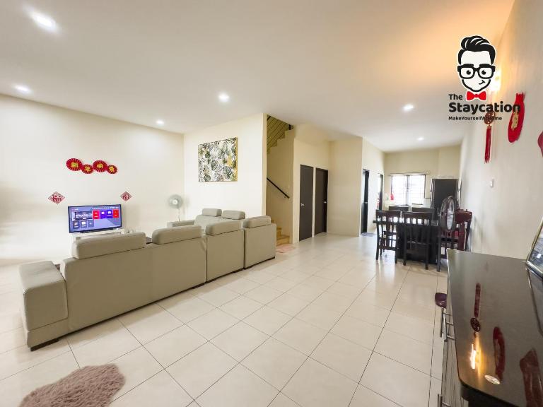 Staycation Homestay 68 Kch City Mall - Bed and Breakfast Kuching