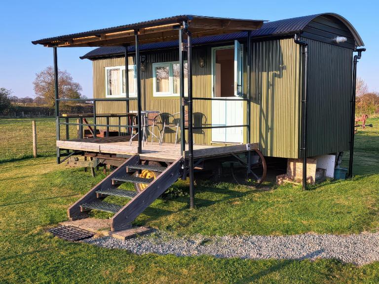 Gilberry Shepherds Hut - Chambres d'hôtes Church Stretton