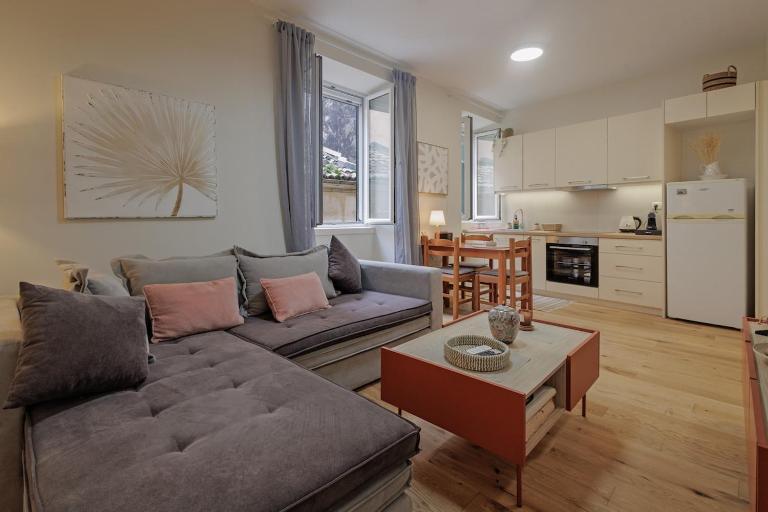 Maison Giallina at Spianada Square! - B&B Karyófyto