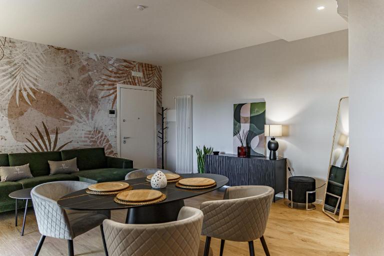 MC Luxury Apt with Free Parking in Poggiofranco - Chambres d'hôtes Bari