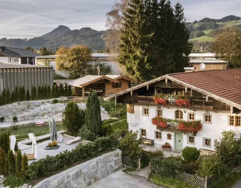 Bauernhaus-Schloss Wagrain - B&B Ebbs