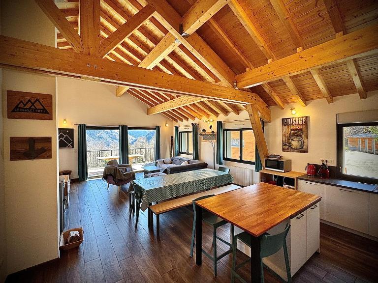 Ax 3 Domaines - Le Chalet Totis - B&B Ax-les-Thermes