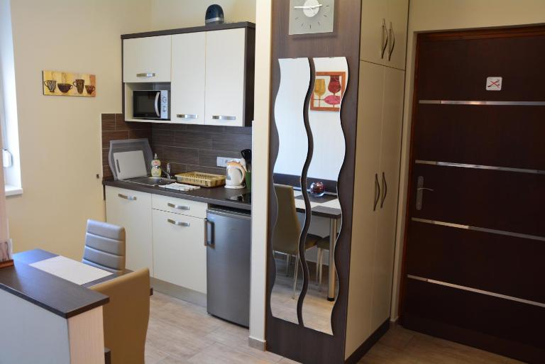 Bodza Apartmanok - B&B Eger