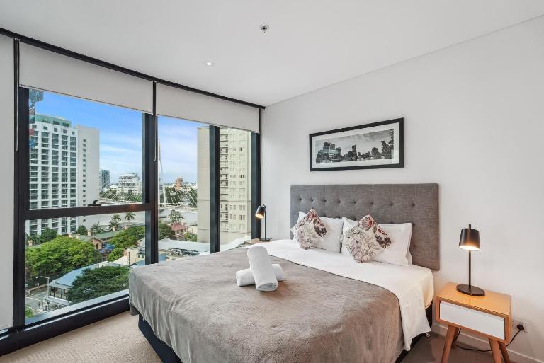 Sky Tower Urban Retreat Stylish 1BR C33 - B&B Brisbane